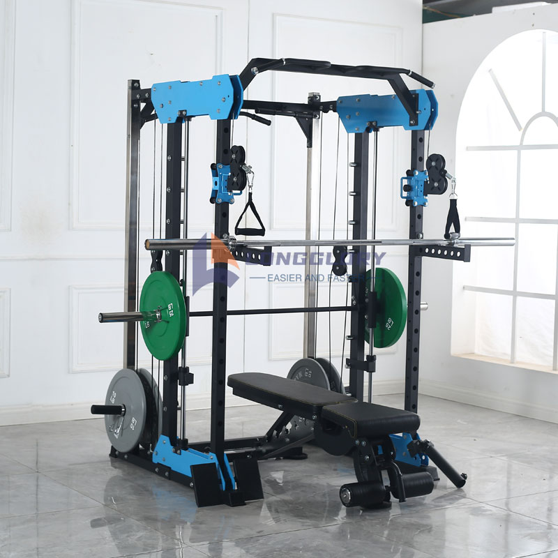 Kokie raumenys gali „Smith Machine“ pritūpimų lentynos traukinys?