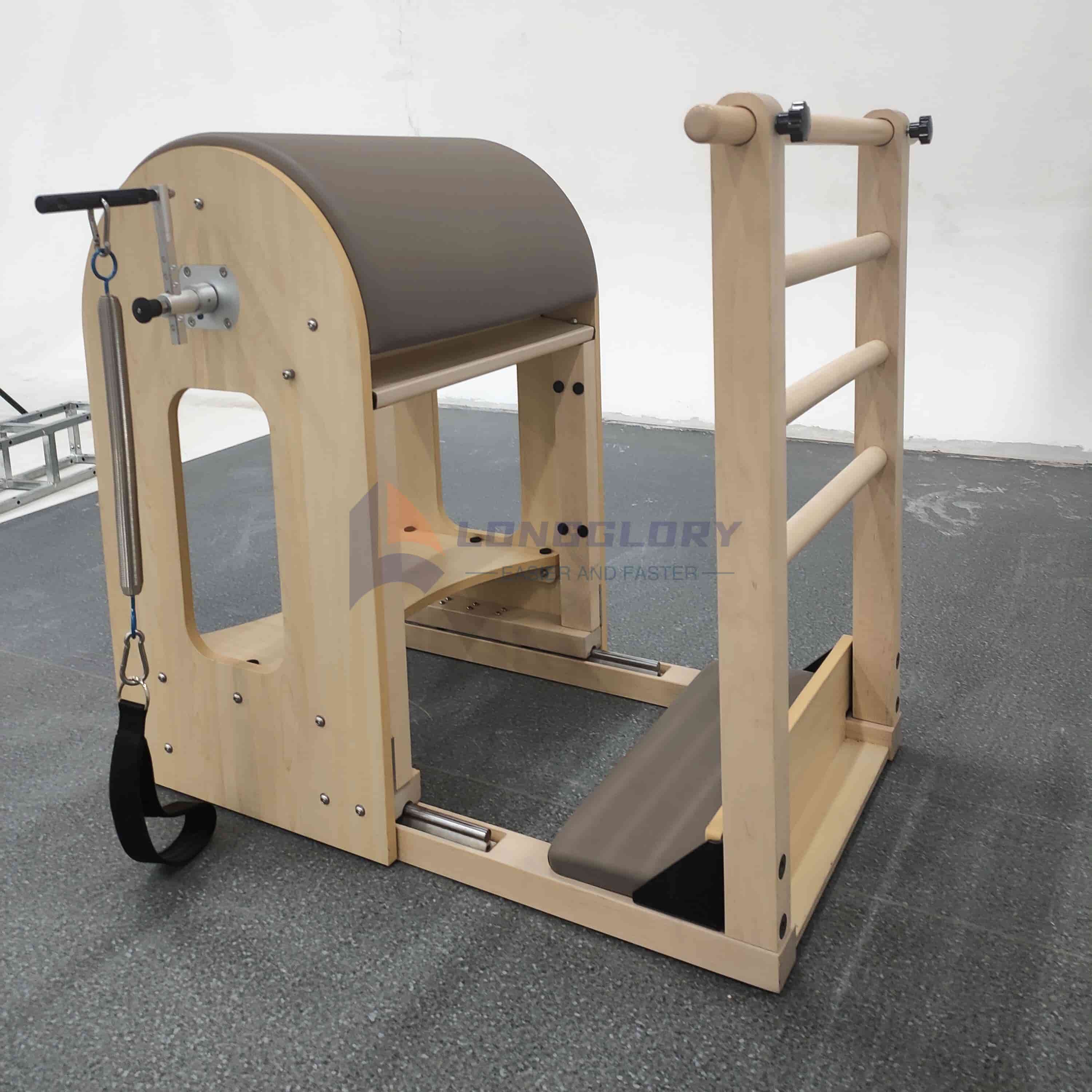 Reguliuojama klevo medžio kopėčių statinė