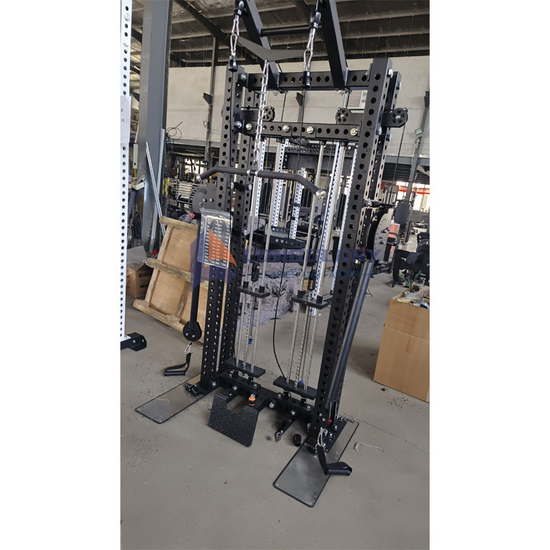 Daugiafunkcis Cable Crossover Trainer